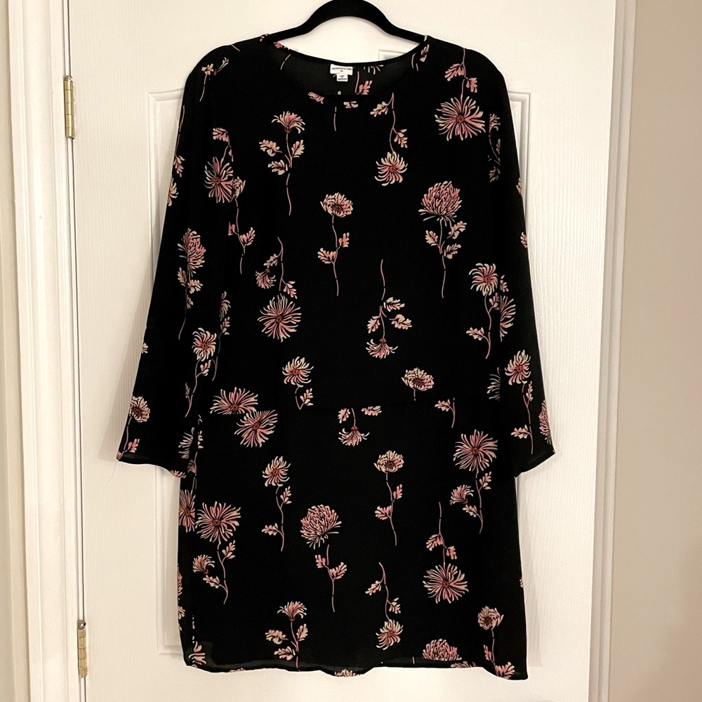 Black & Floral Shift Dress